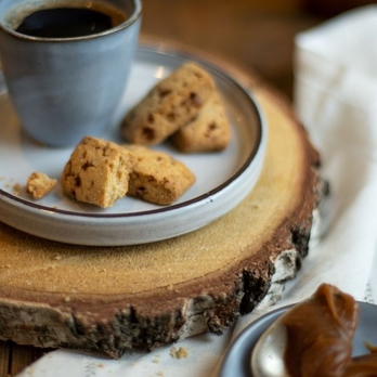 Prowansalskie, kruche ciasteczka BIO z kawałkami czekolady Biscuiterie de Provence, 80g